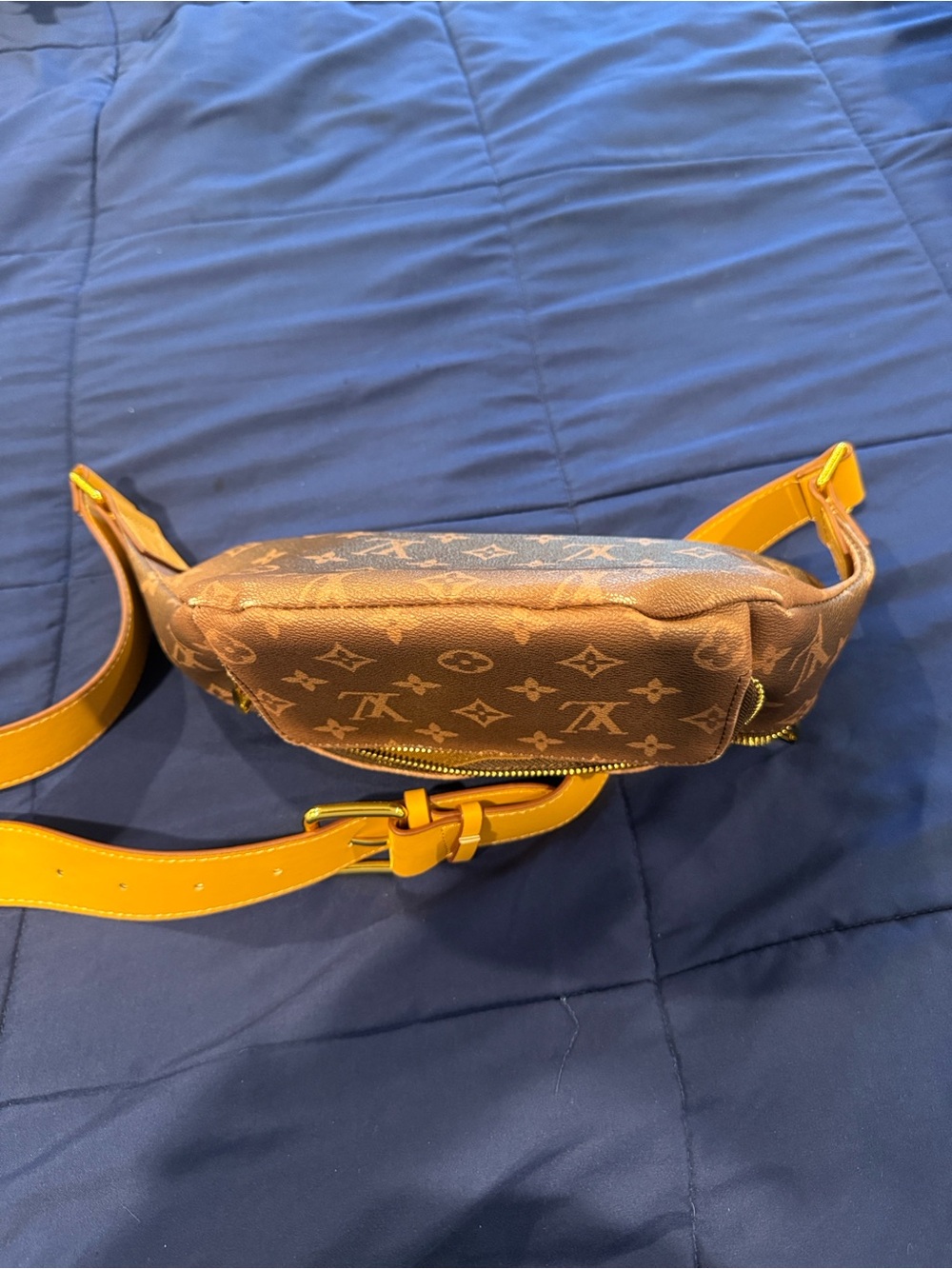 Imitation LV Dark Brown Ombre Monogram Mini Bumbag - Picture 3 of 7